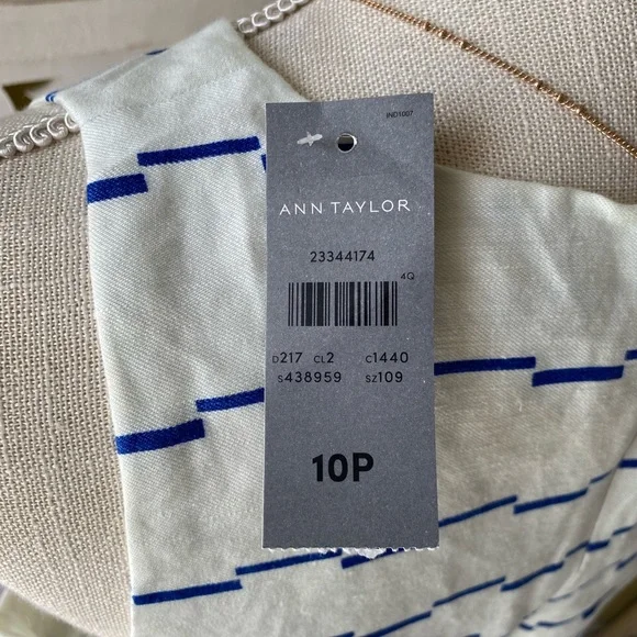 NWT AnnTaylor stripped dress with peplum hem Sizes 10p and 10. - Picture 8 of 13